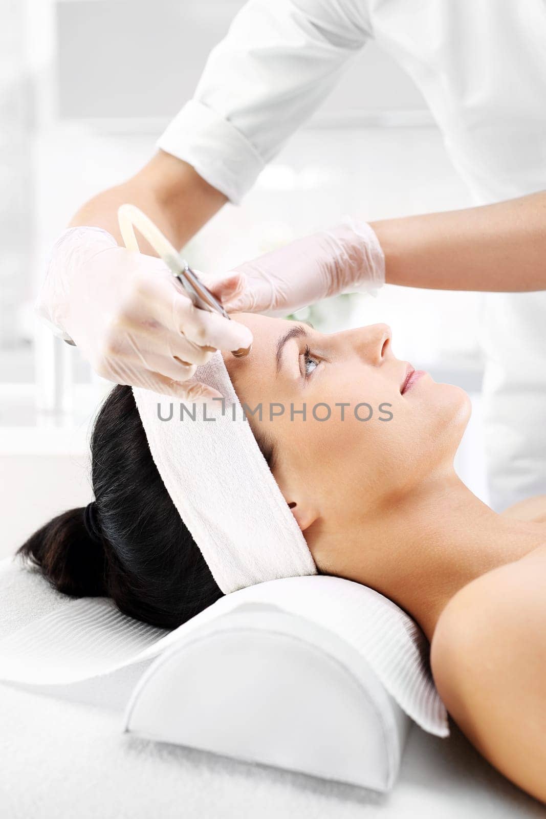 diamond dermabrasion,peeling exfoliation.\ndiamond microdermabrasion,cosmetic scrub\noksydermabrazja\nwoman at the beautician,microdermabrasion treatment\n