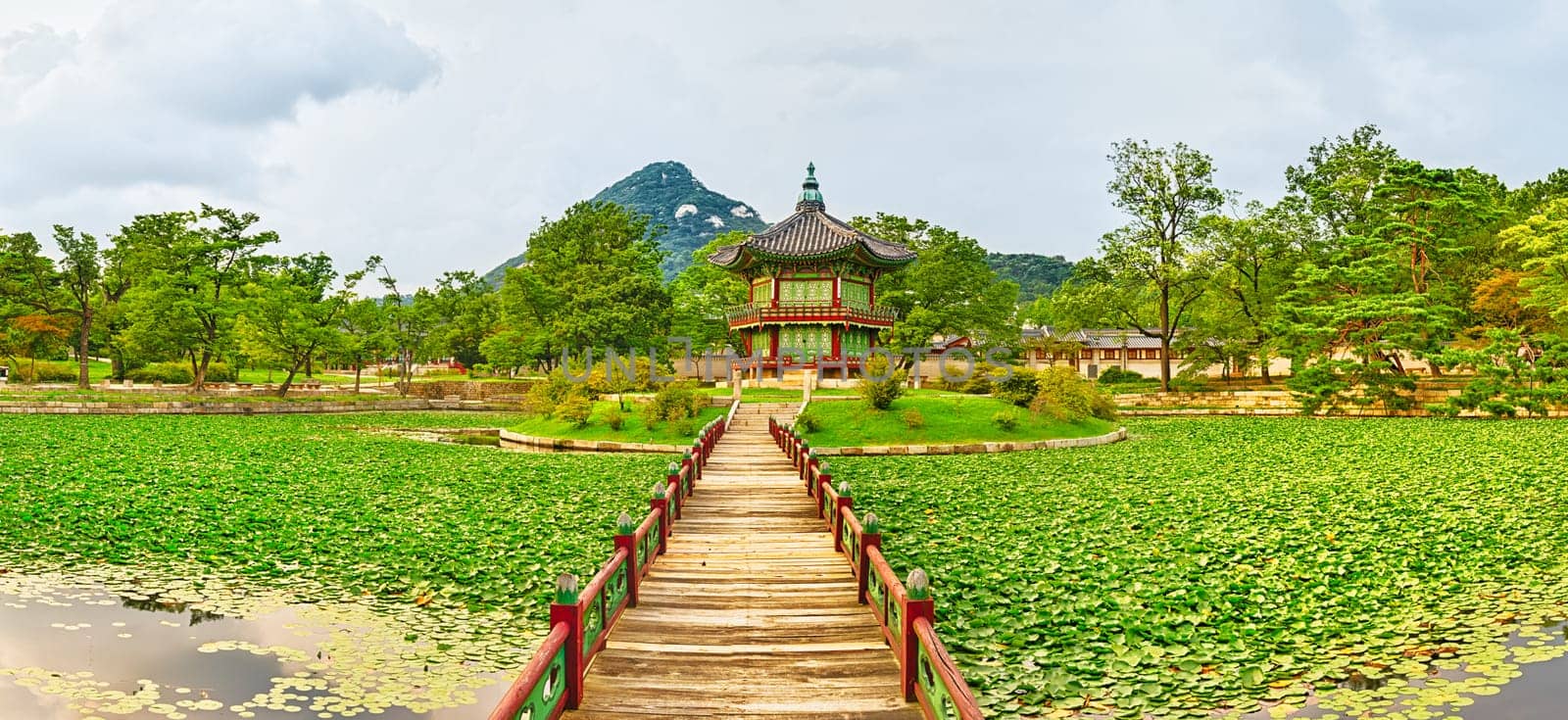 Hyangwonjeong Pavilion. Gyeongbokgung Palace. Seoul. South Korea. Panorama
