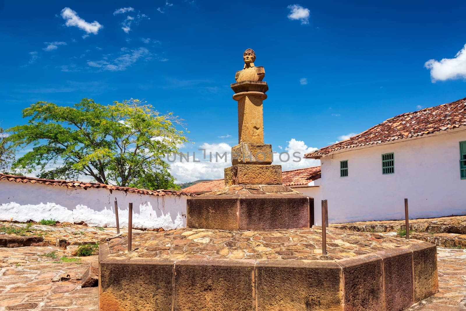 Bust of Simon Bolivar in the historic colonial town of Barichara, Colombia