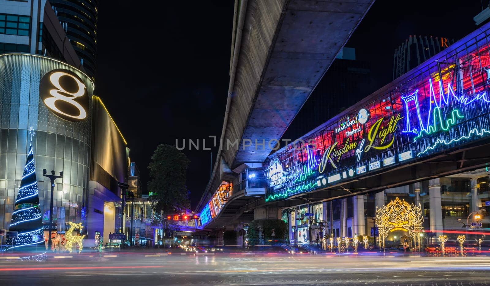 BANGKOK, THAILAND - JANUARY 1, 2015 : Night illumination of Christmas and New Year celebration 2015 at Ratchaprasong intersection in Bangkok, Thailand