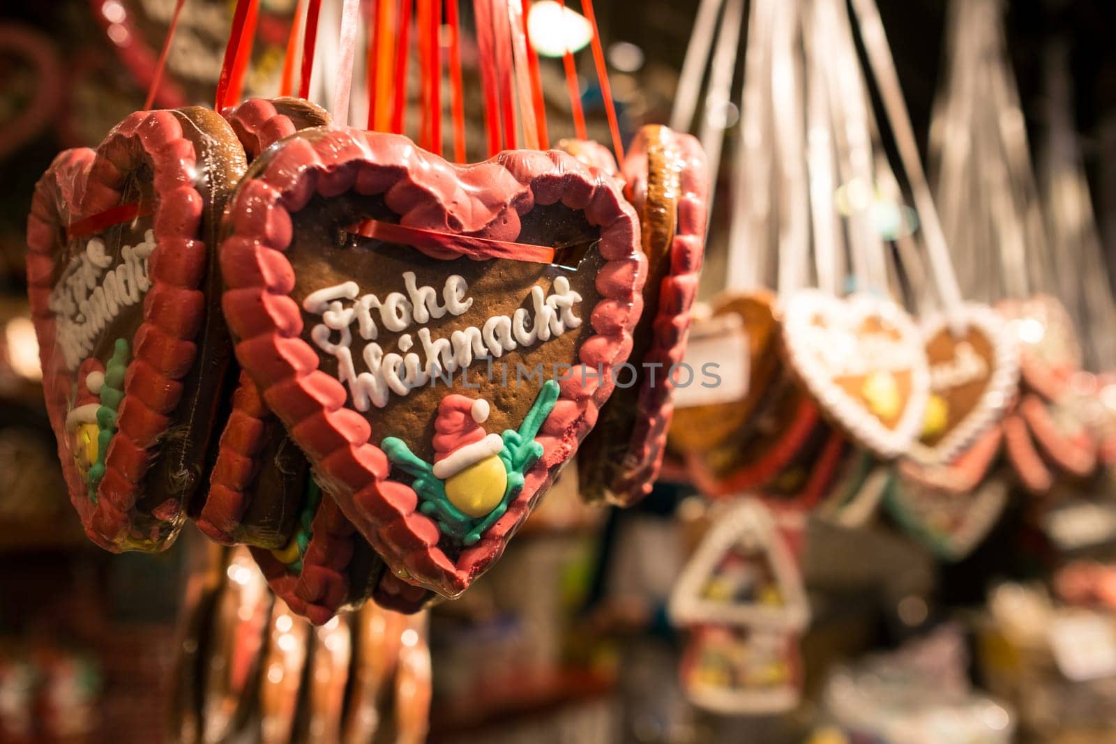 Sweets Merry Christmas as a gingerbread heart