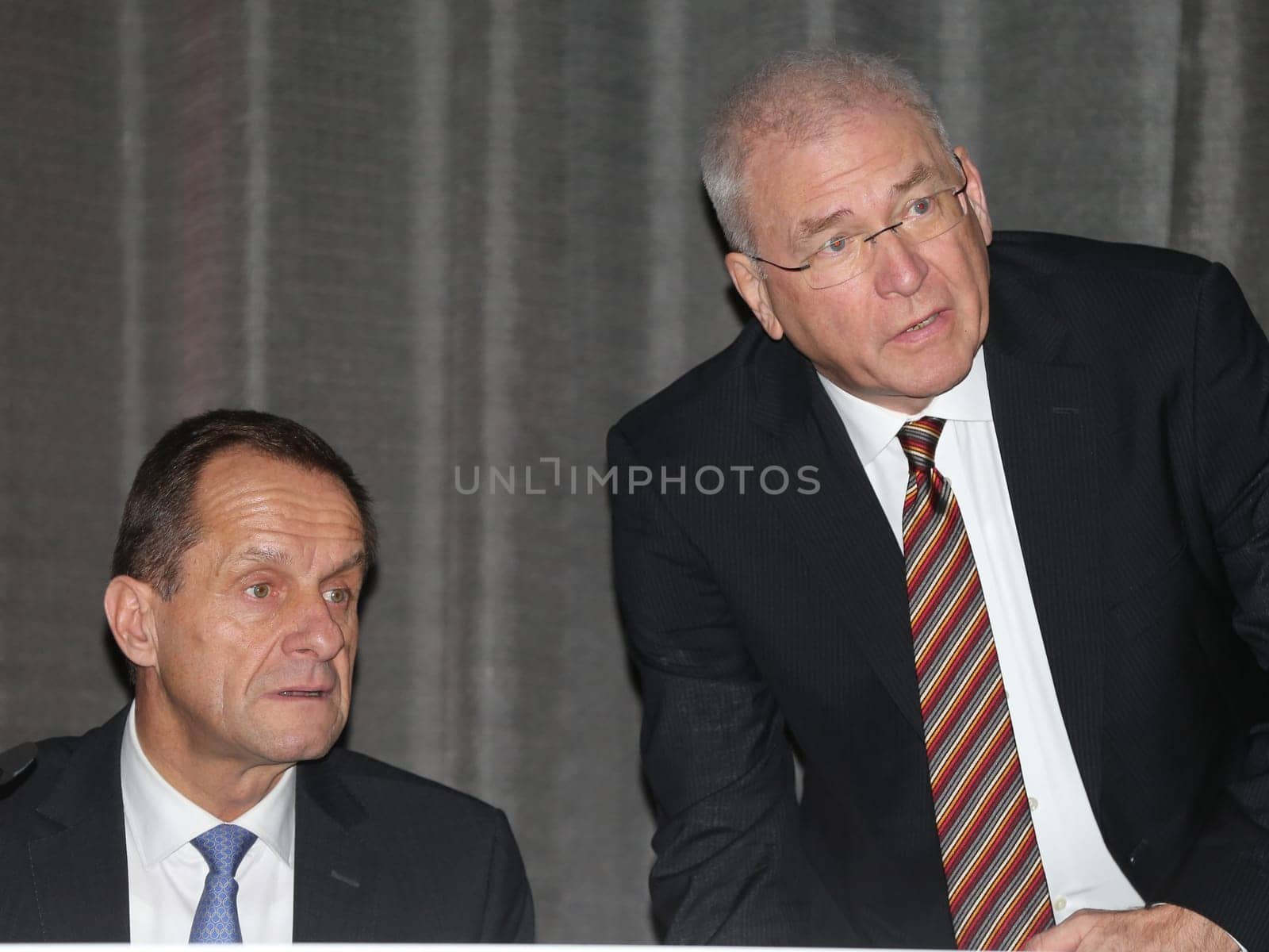 President of the German Olympic Sports Confederation (DOSB) Alfons Hörmann and Chairman of the Board of the German Olympic Sports Confederation (DOSB) Dr. Michael Vesper at the 13th General Assembly of the DOSB on 03.12.2016 in Magdeburg