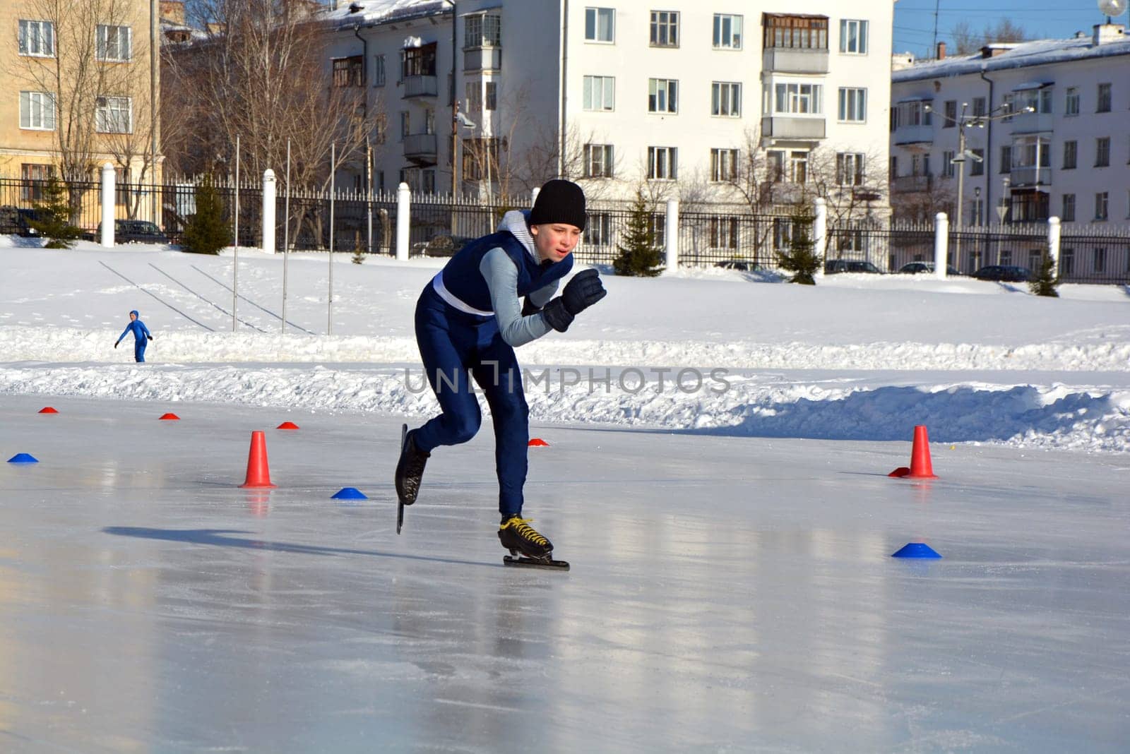 Skating. Training for riding on skates on the ice.