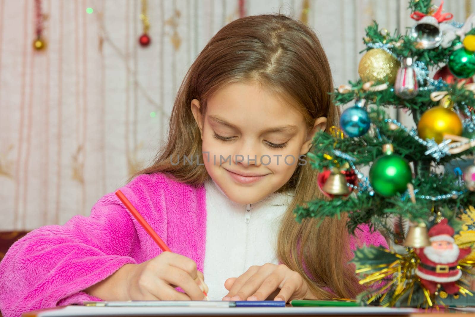 Girl writes New Year greetings