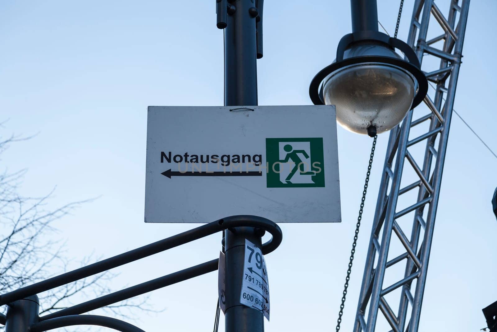 Emergency exit sign on the New Year's Eve party grounds at the Brandenburg Gate in Berlin on 30.12.2016