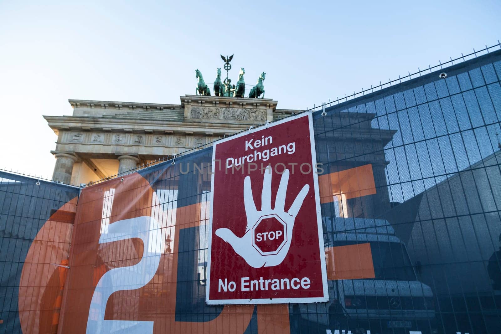 "No passage"" sign at the Brandenburg Gate 1 day before New Year's Eve 2016"