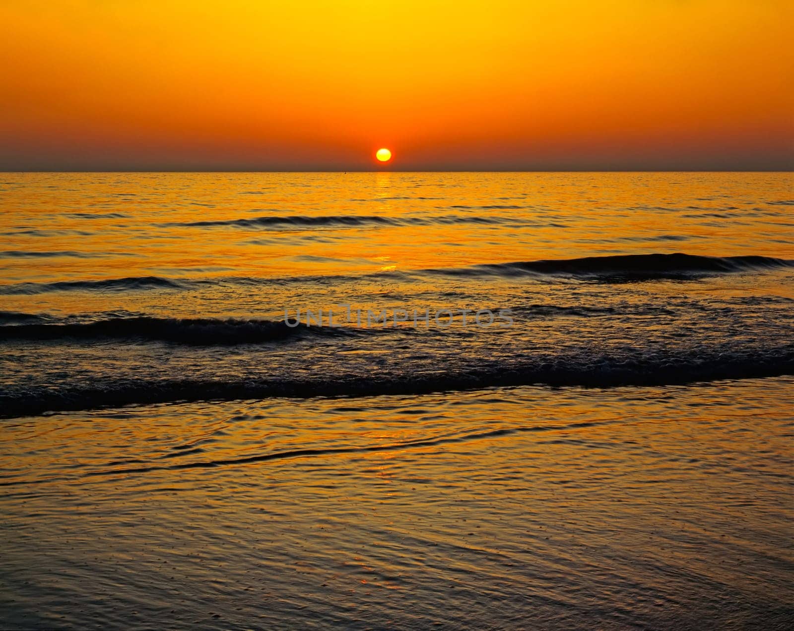 Pacific Ocean sunset in California