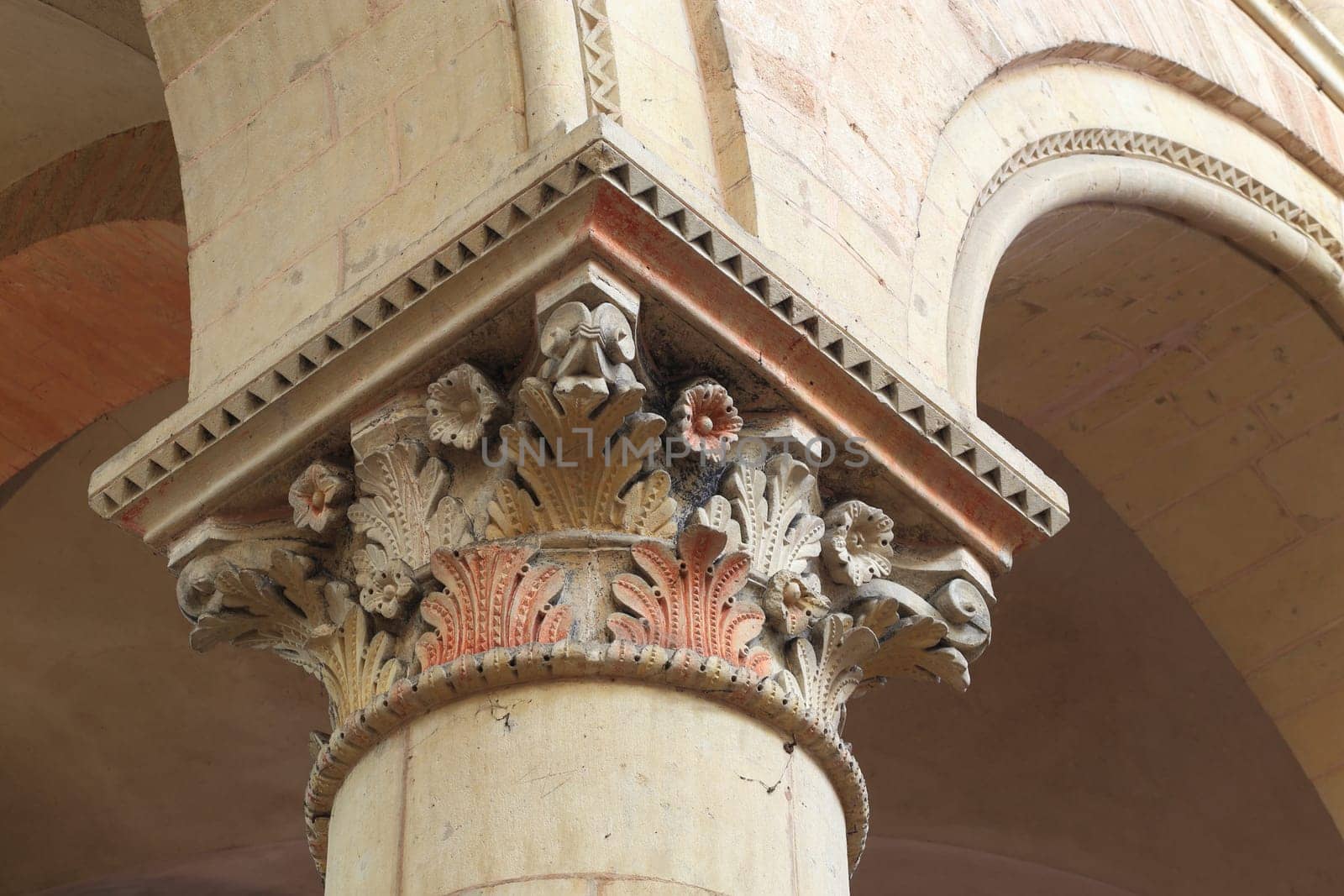 Column capital in the nave, built 11th century - Saint-Julien cathedral, Le Mans, France