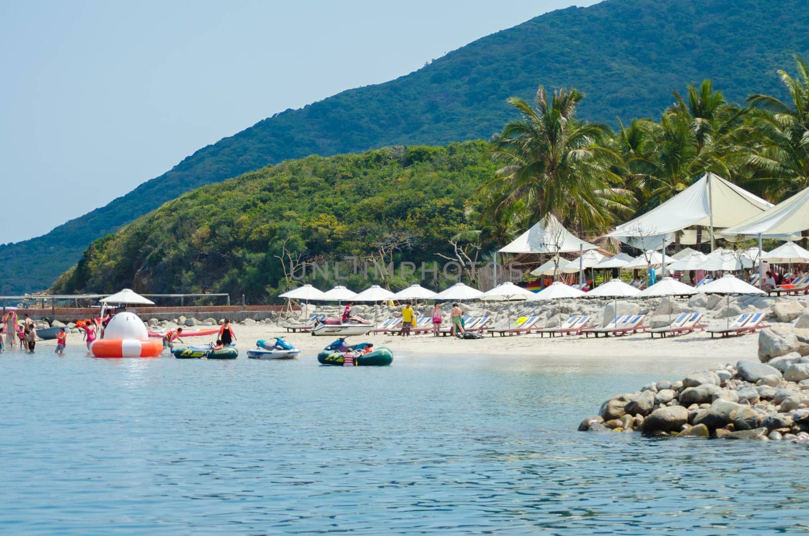 Beach Scene. Tropics. Pacific ocean.