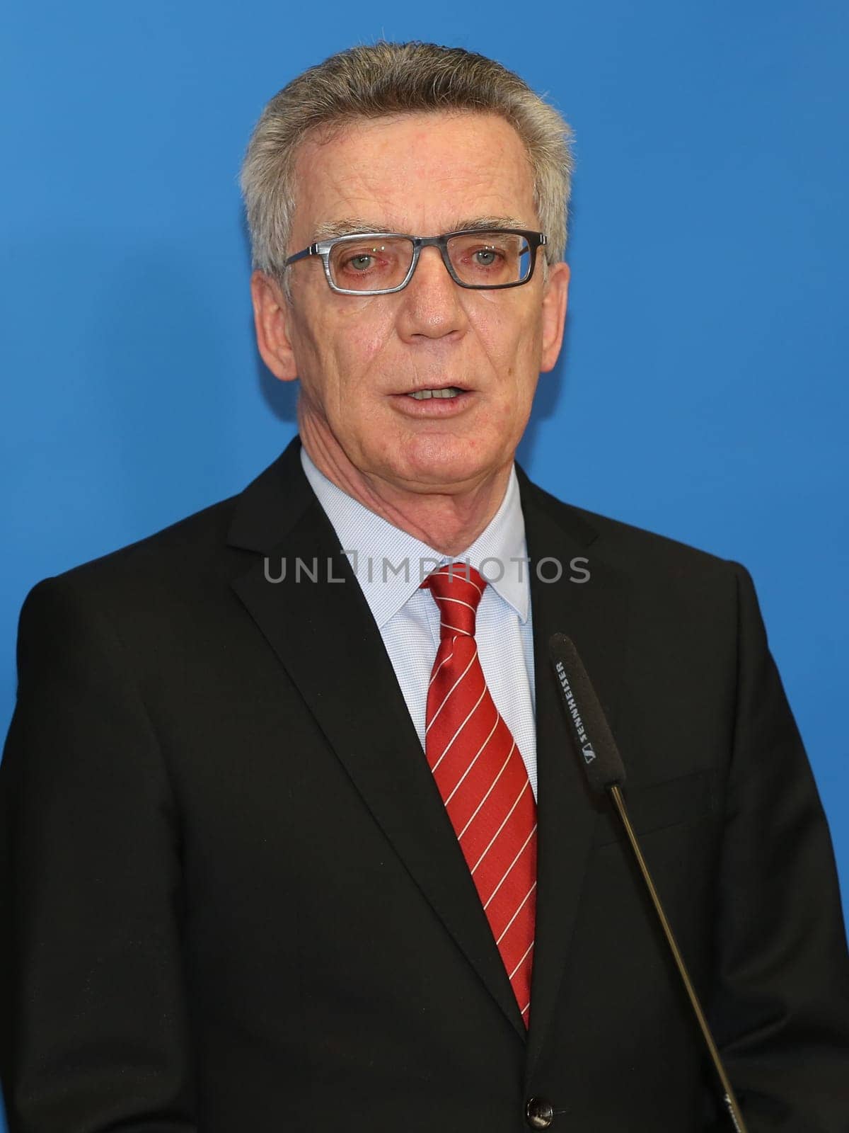 Federal Minister of the Interior Thomas de Maizière (CDU) visits the Competence Center Return of the Magdeburg City Mission on 21.02.2017