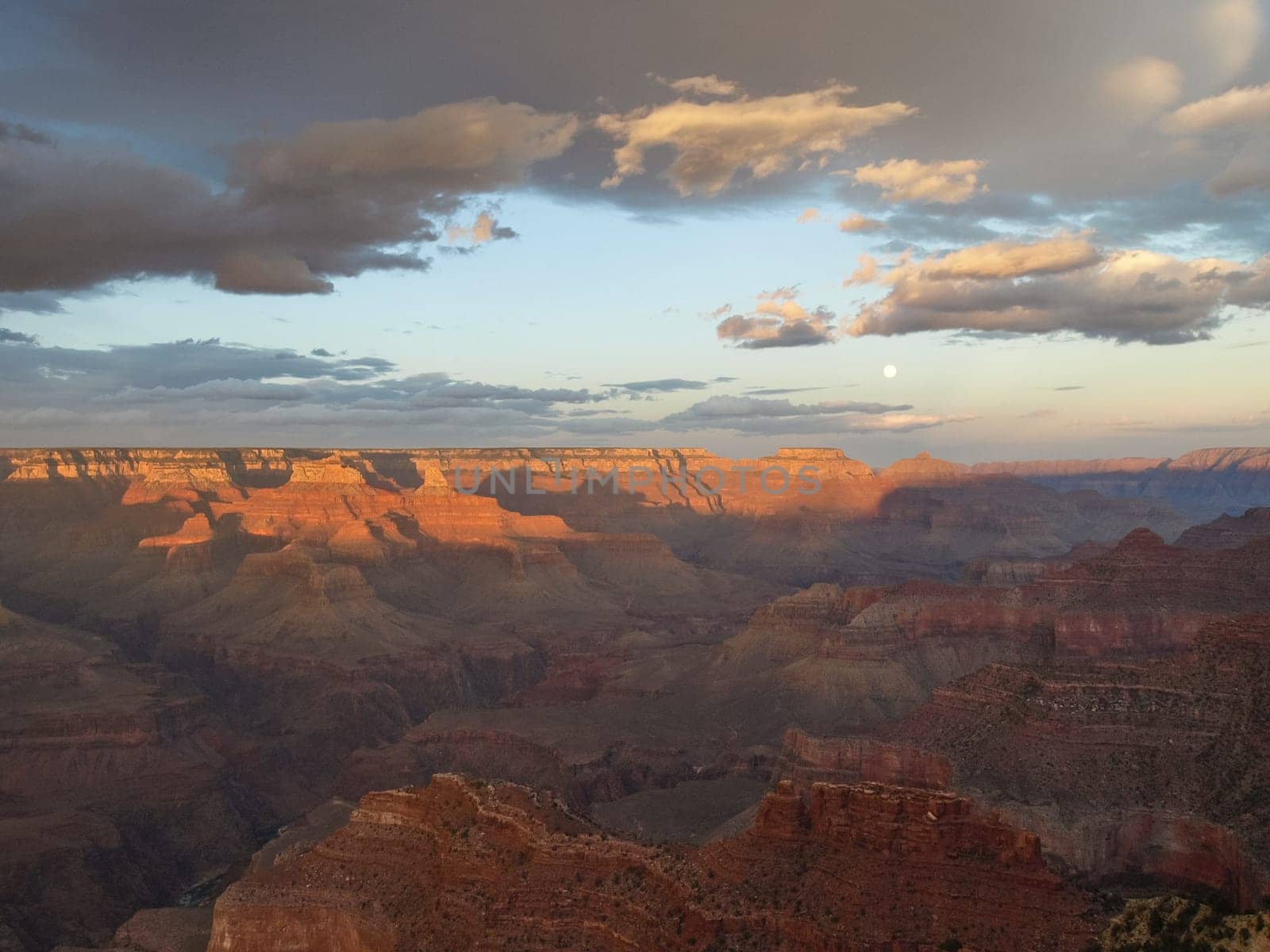 The Grand Canyon. Views of the canyon, the landscape and nature.