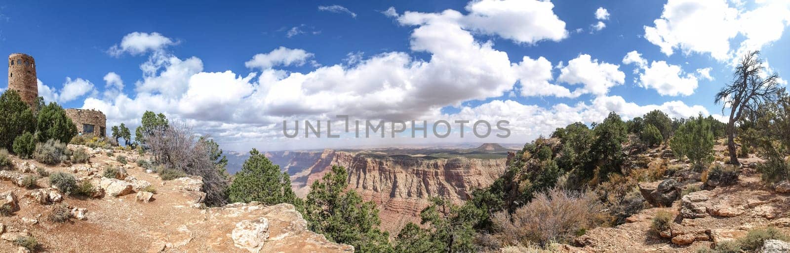 The Grand Canyon. Views of the canyon, the landscape and nature.