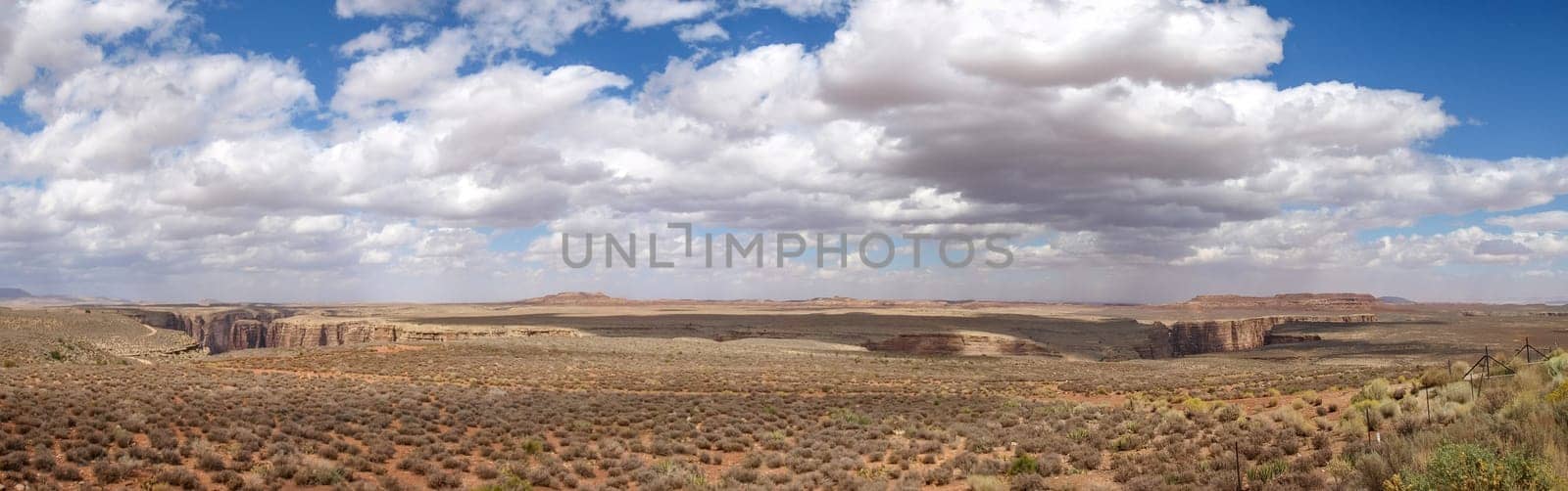 The Grand Canyon. Views of the canyon, the landscape and nature.