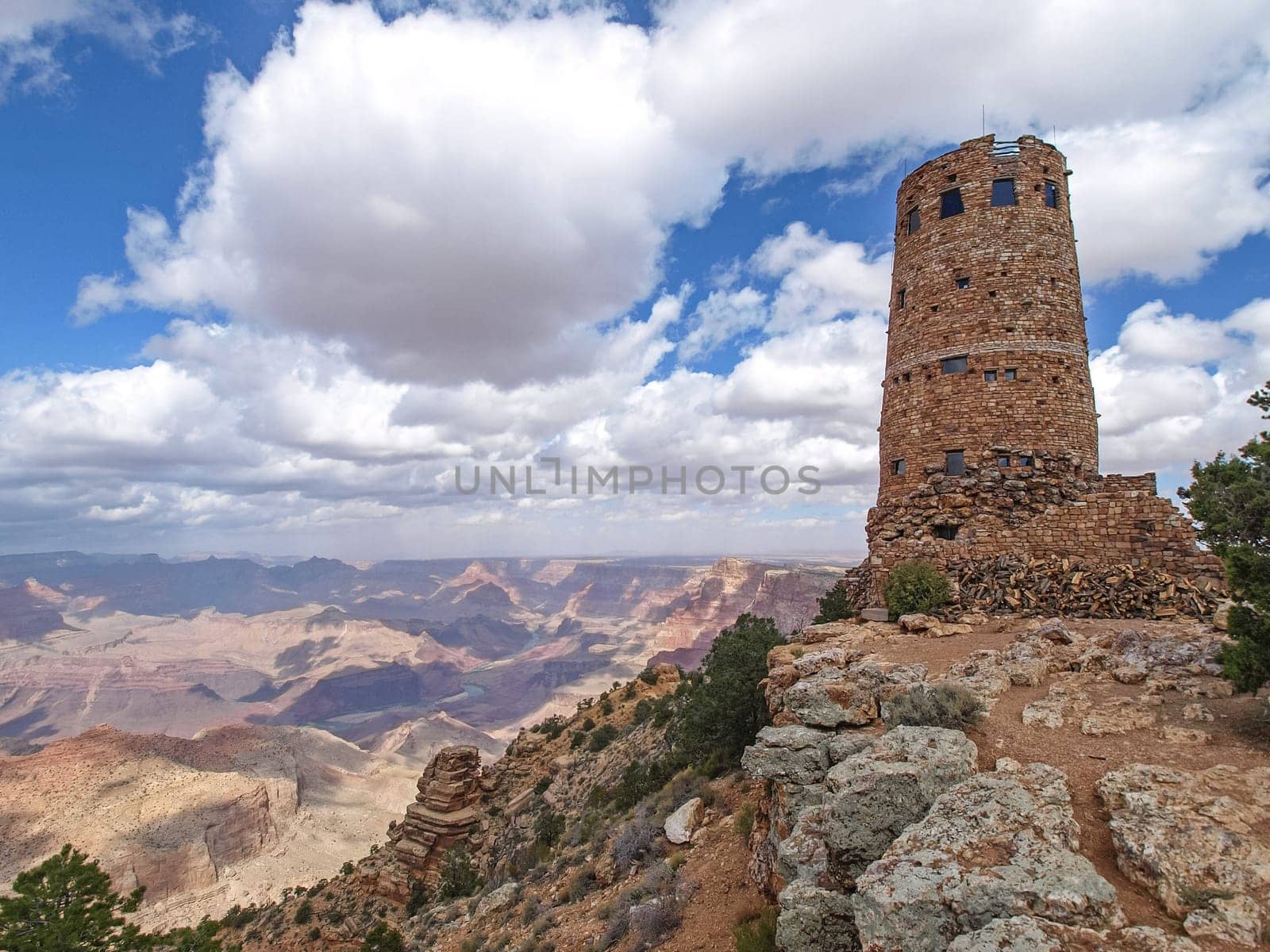 The Grand Canyon. Views of the canyon, the landscape and nature.