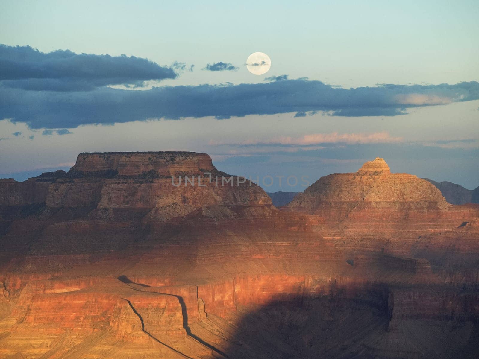 The Grand Canyon. Views of the canyon, the landscape and nature.