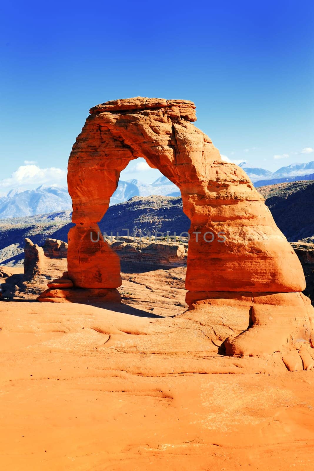Sunset at famous Delicate Arch, Utah, USA