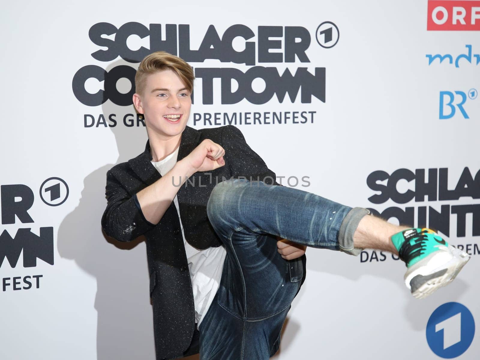 Singer Vincent Gross on the Red Carpet for the ARD TV show Schlager Countdown in Oldenburg on 25.03.2017