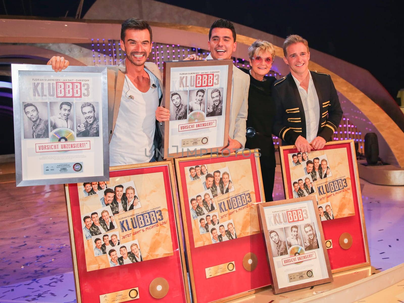 Klubbb 3 and Princess Gloria von Thurn und Taxis after the ARD TV show Schlager Countdown in Oldenburg on 25.03.2017