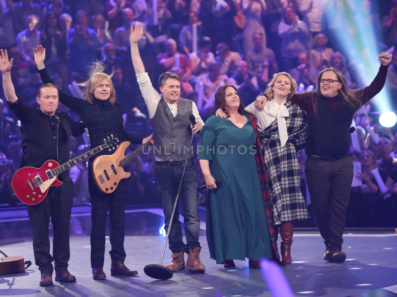 Kelly Familiy in the ARD TV show Schlager Countdown in Oldenburg on 25.03.2017
