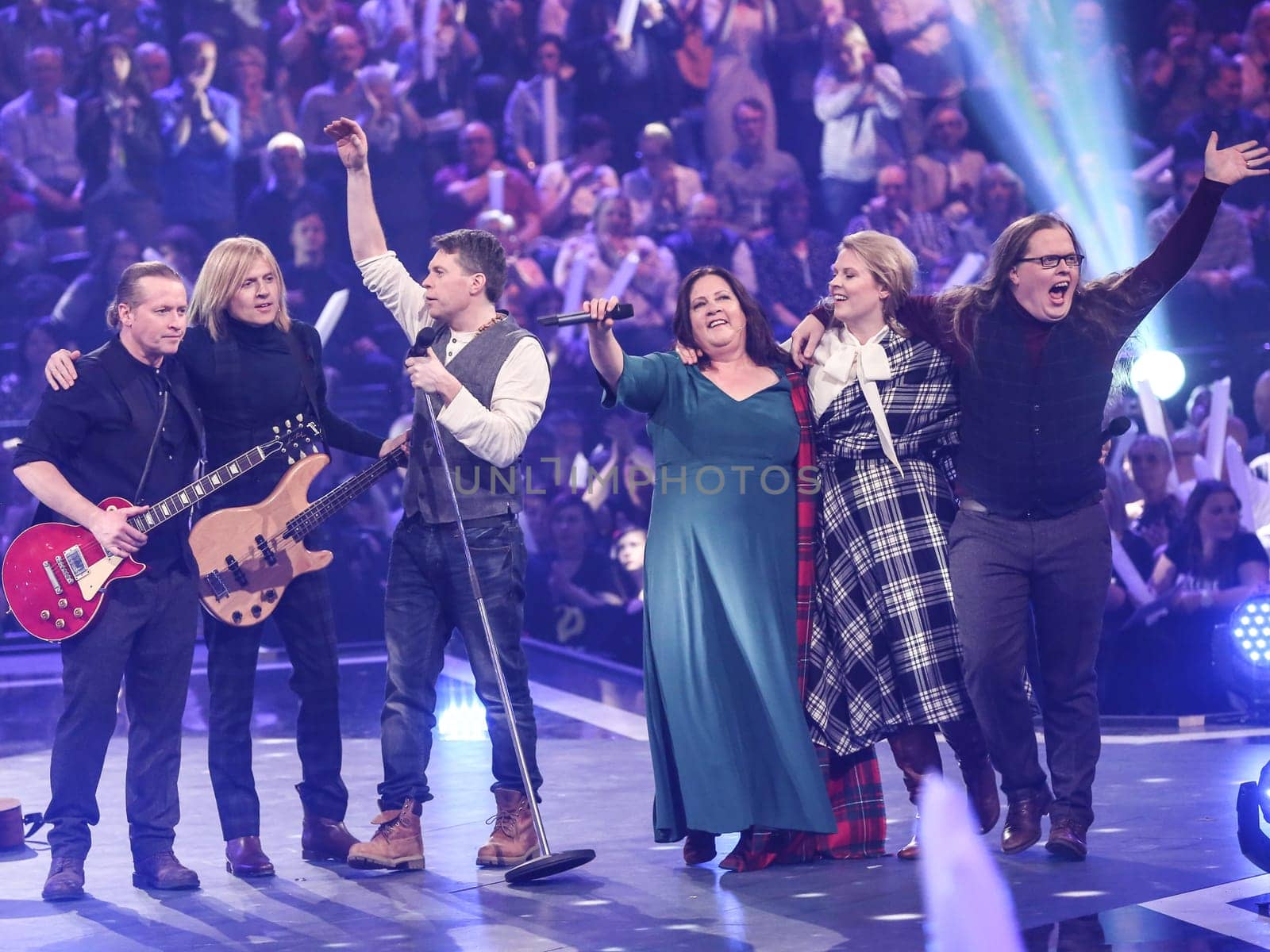Kelly Familiy in the ARD TV show Schlager Countdown in Oldenburg on 25.03.2017