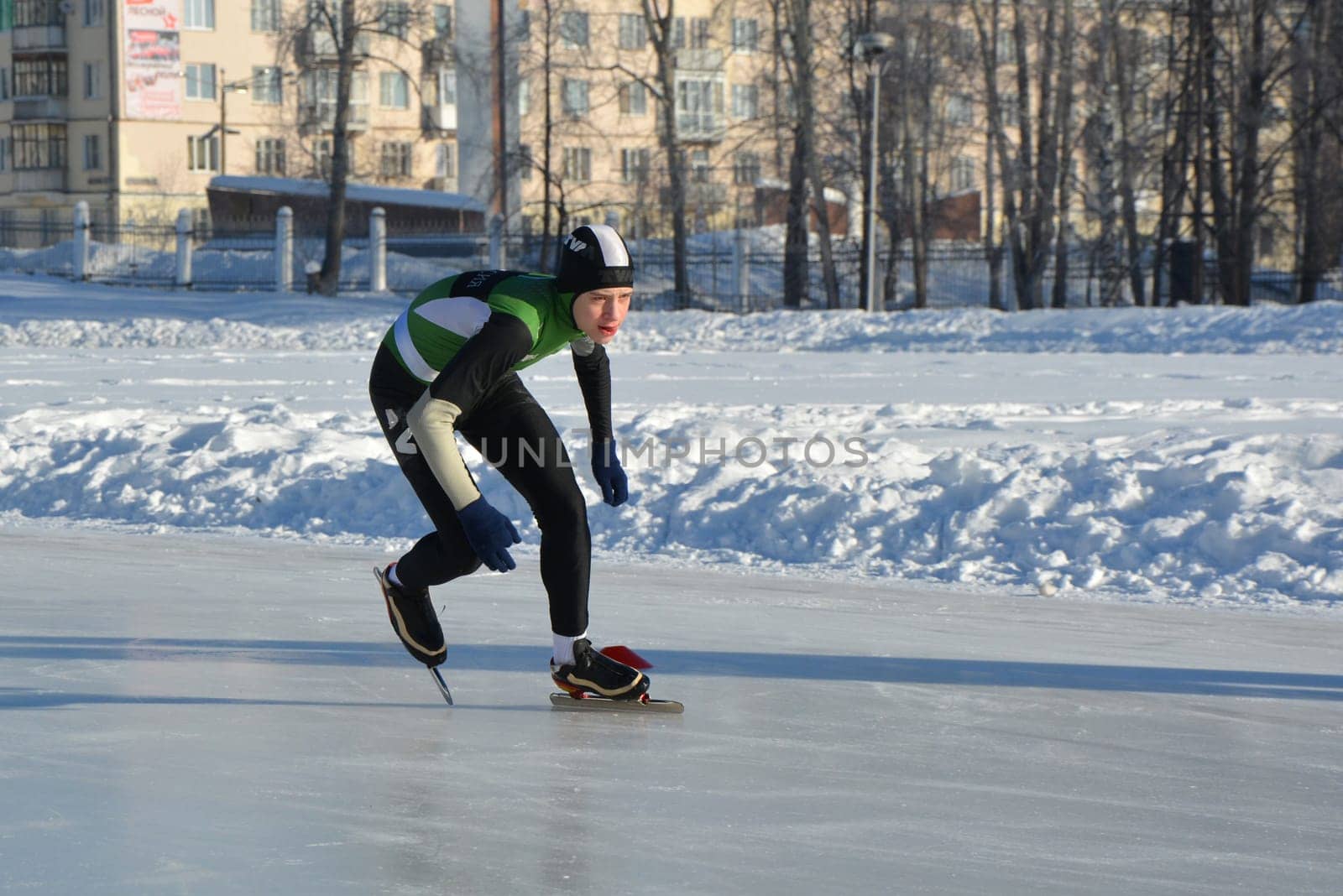 Skating. Training for riding on skates on the ice.