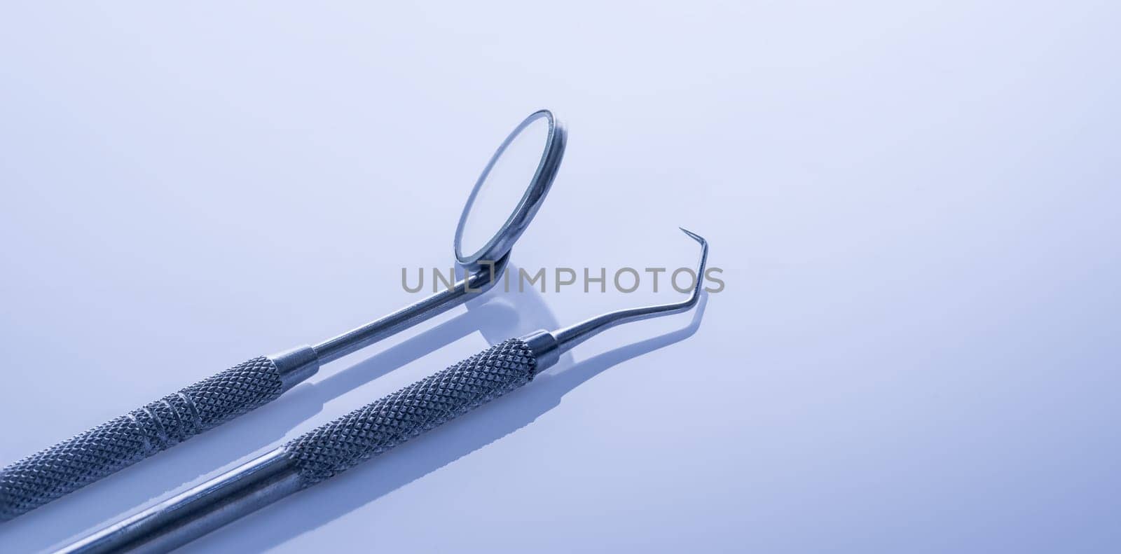 Dentist instruments with text space