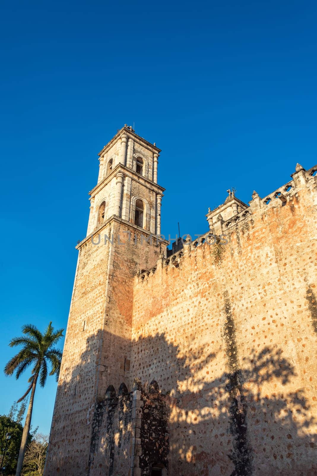 Late afternoon view of the cathedral in Valladolid, Mexico