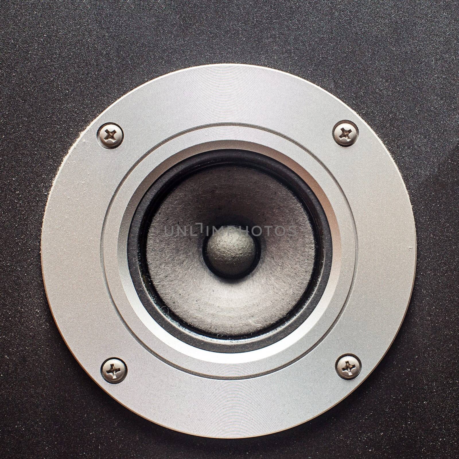 Isolated music speaker high quality loudspeaker acoustic system