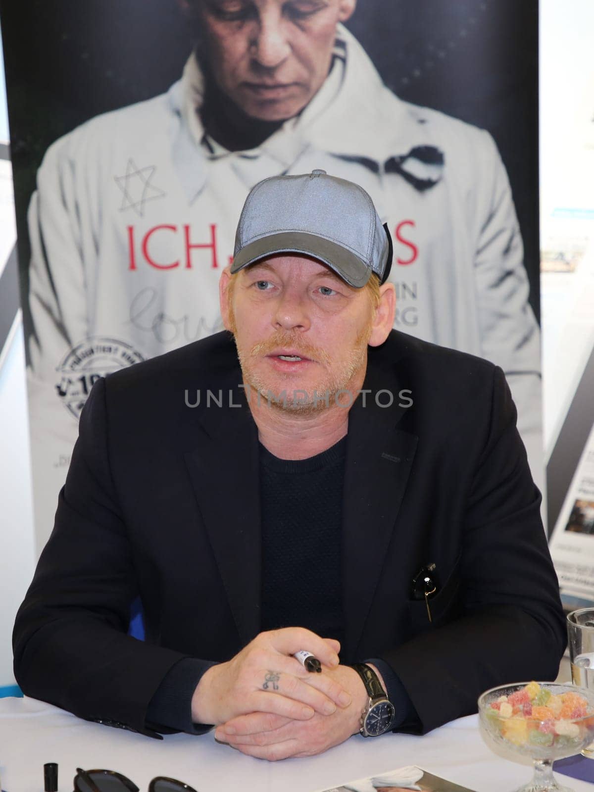 Actor Ben Becker during an autograph session on 10.04.2017 in Magdeburg