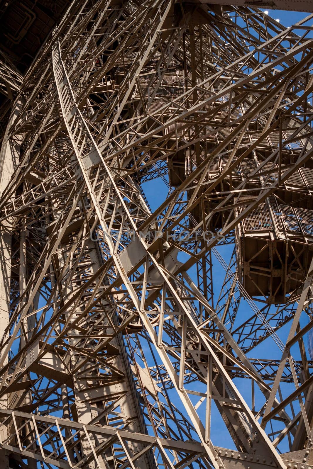 eiffeltower in paris landmark in front of blue sky in spring architecture view