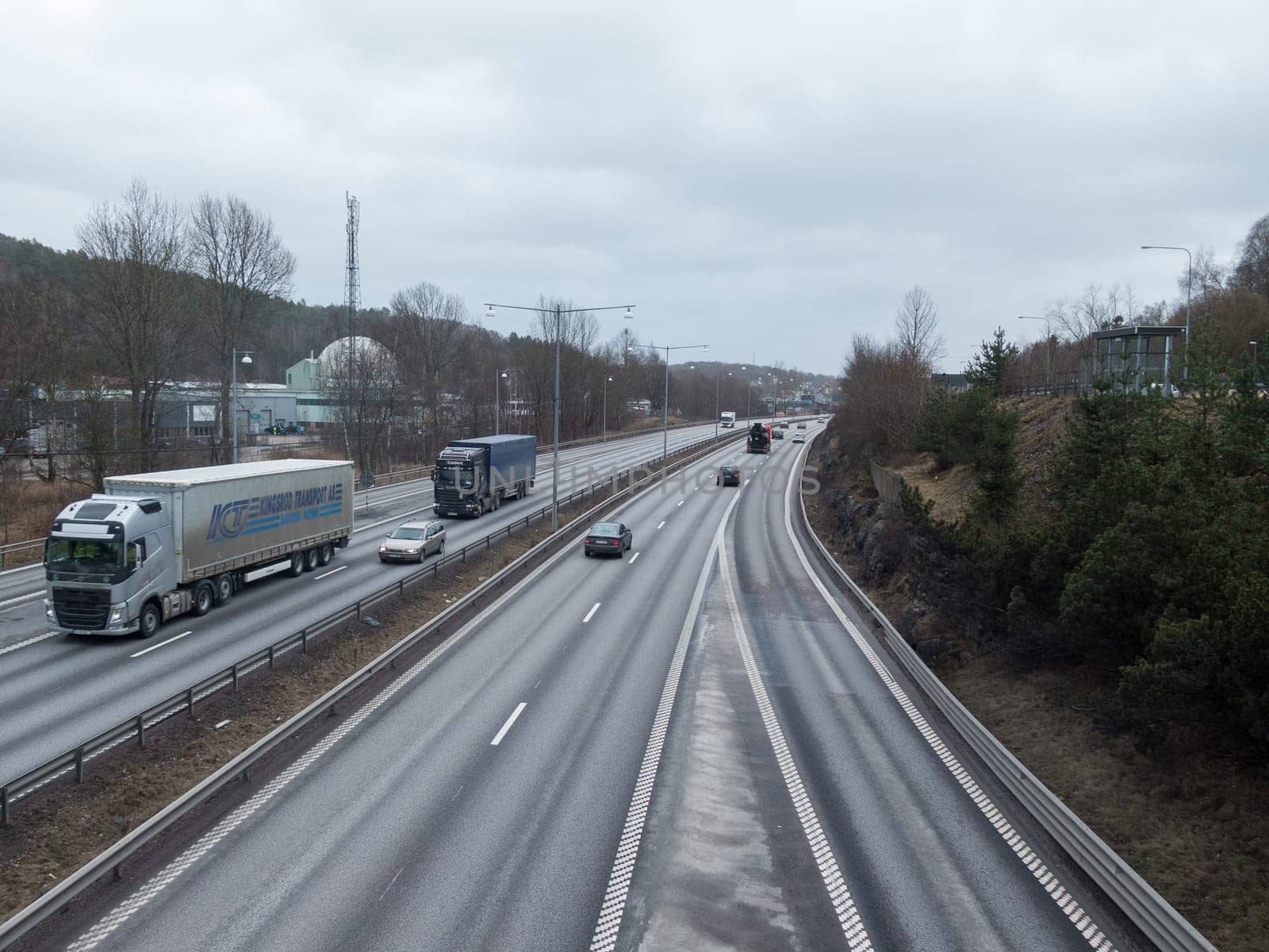 many car travelling on the motorway in to the city
