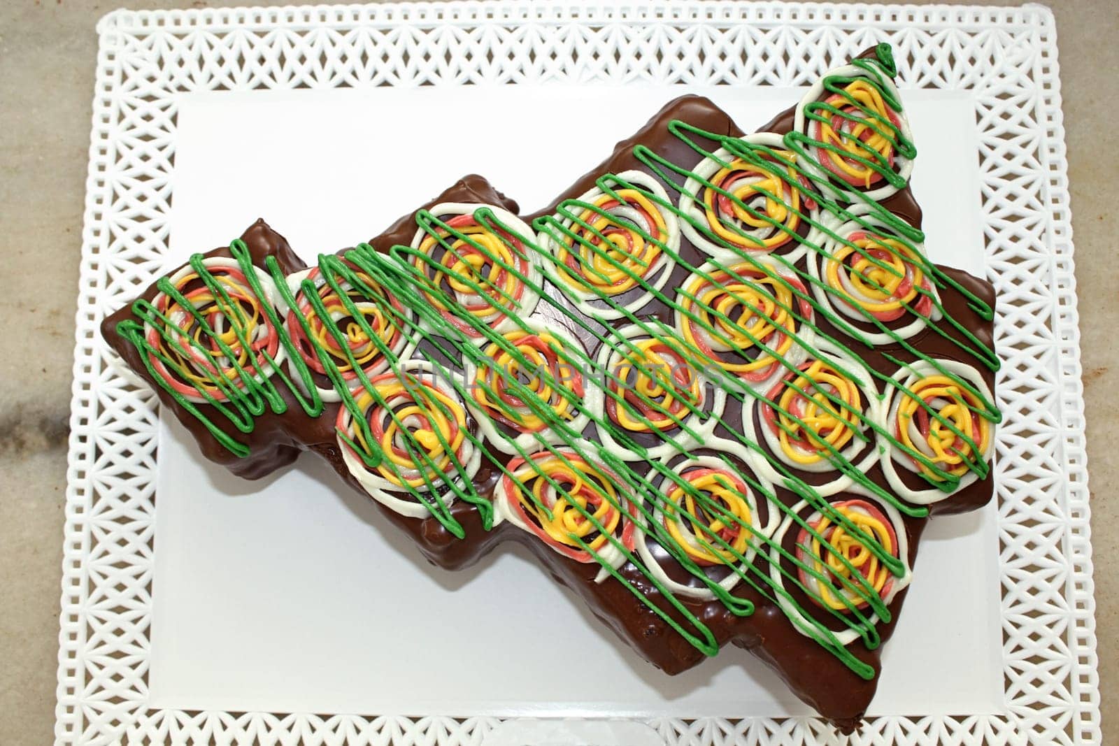 christmas chocolate mousse panettone tree format  plate