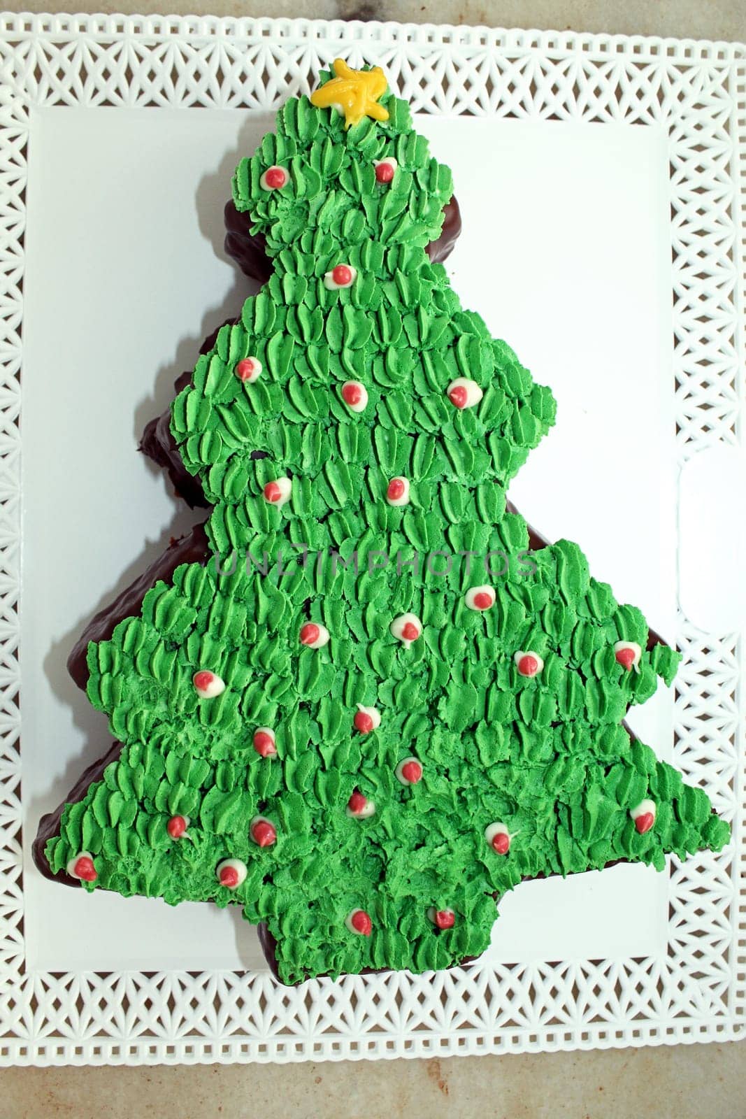 christmas chocolate mousse panettone tree format yellow star