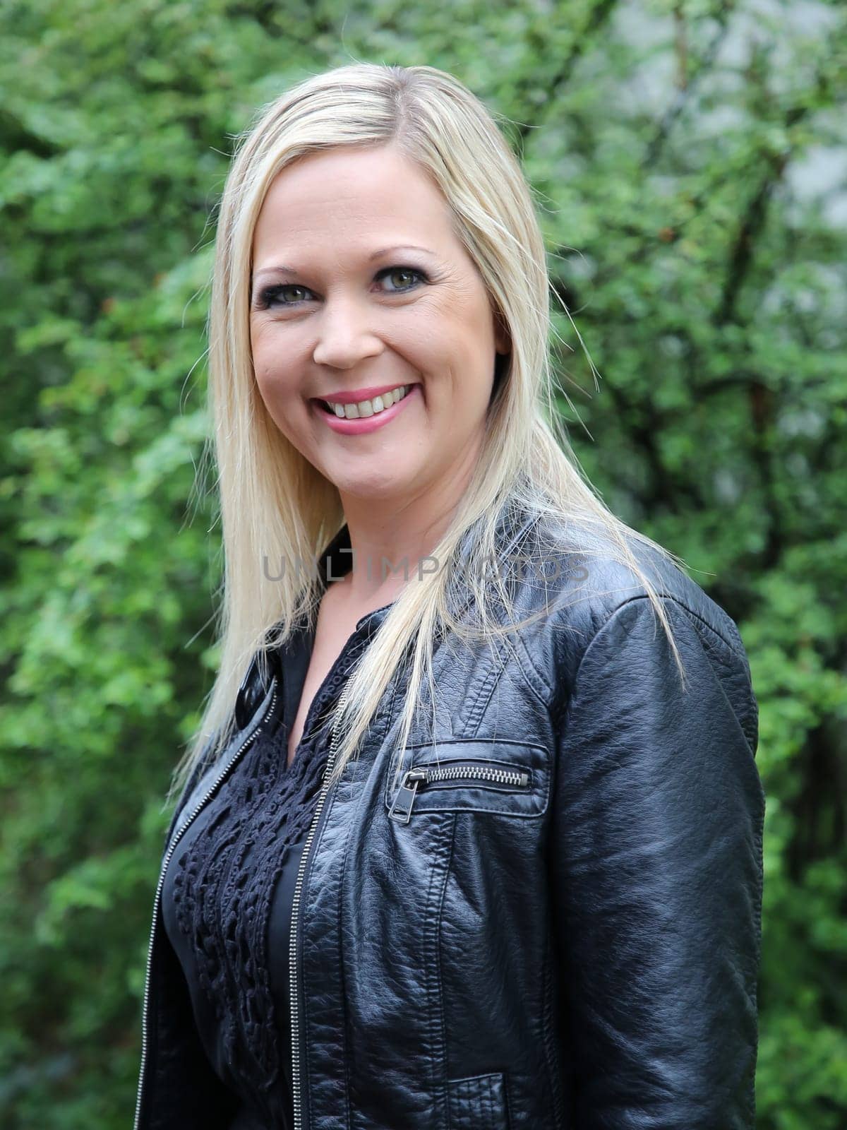 Julia Breuer (Gruppe Wind) during her promotional tour for her new CD "Liebes Leben"" on 05.05.2017 in Staßfurt"