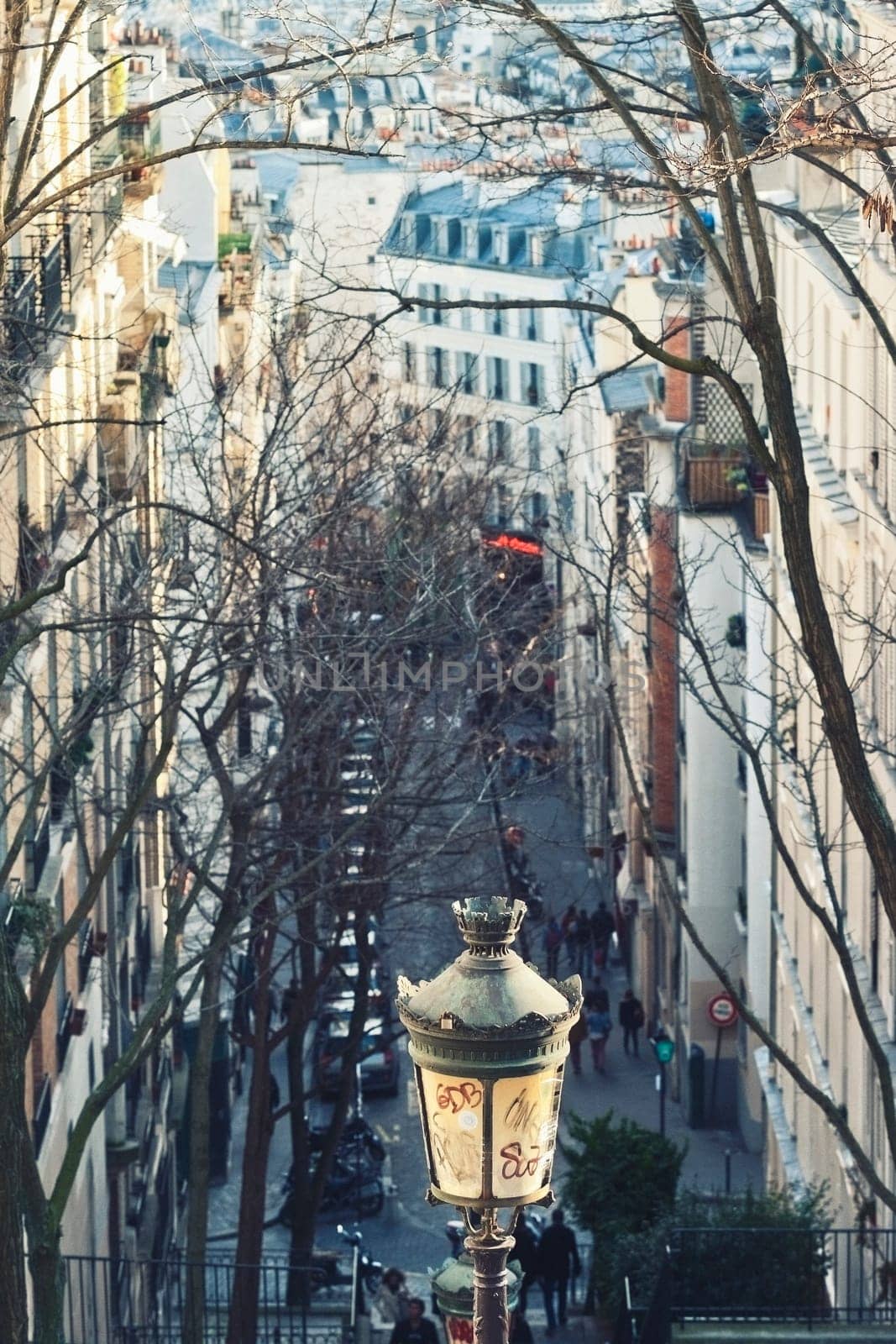 Lamp on the stairs leading from Montmartre