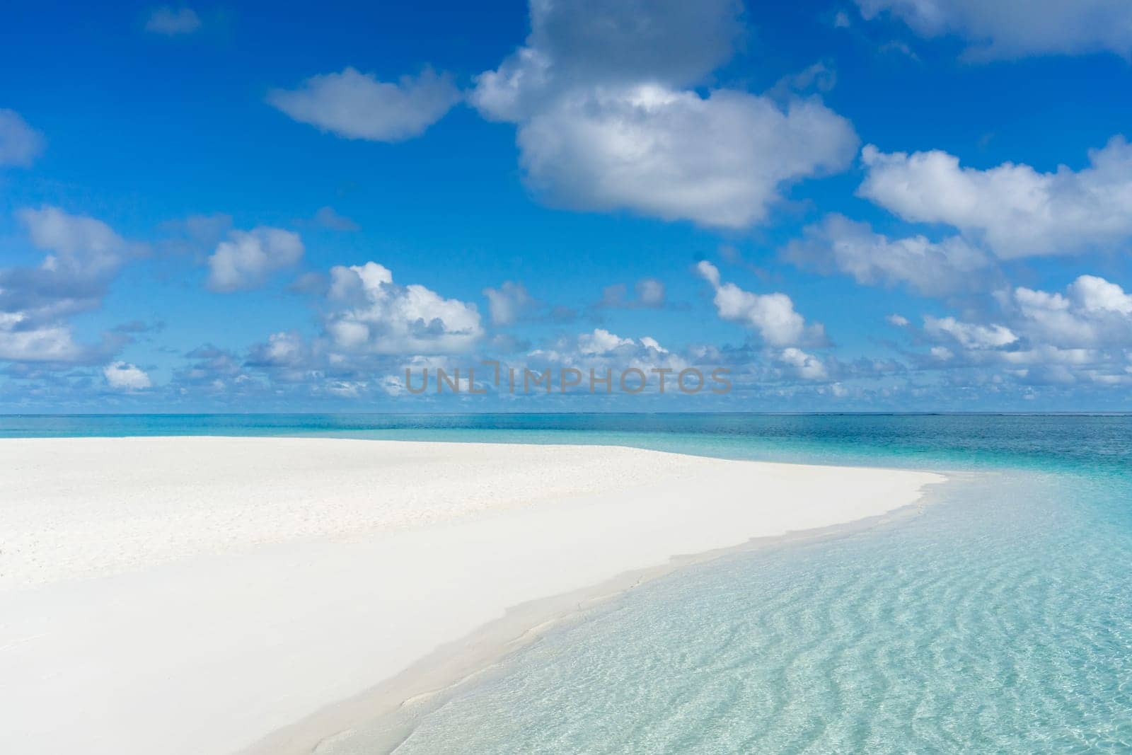 beautiful tropical beach and sea at maldives