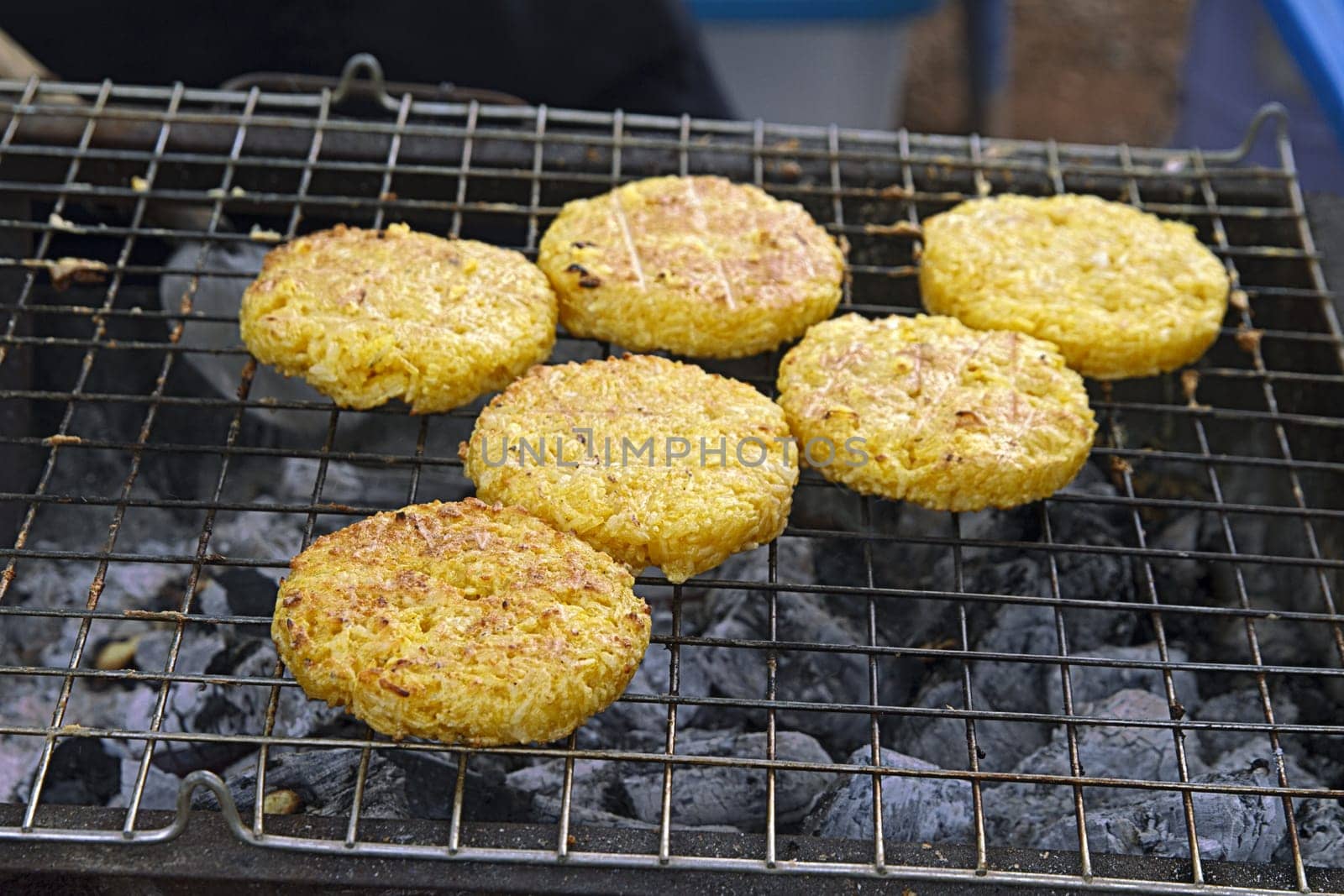 rice grilled on stone food