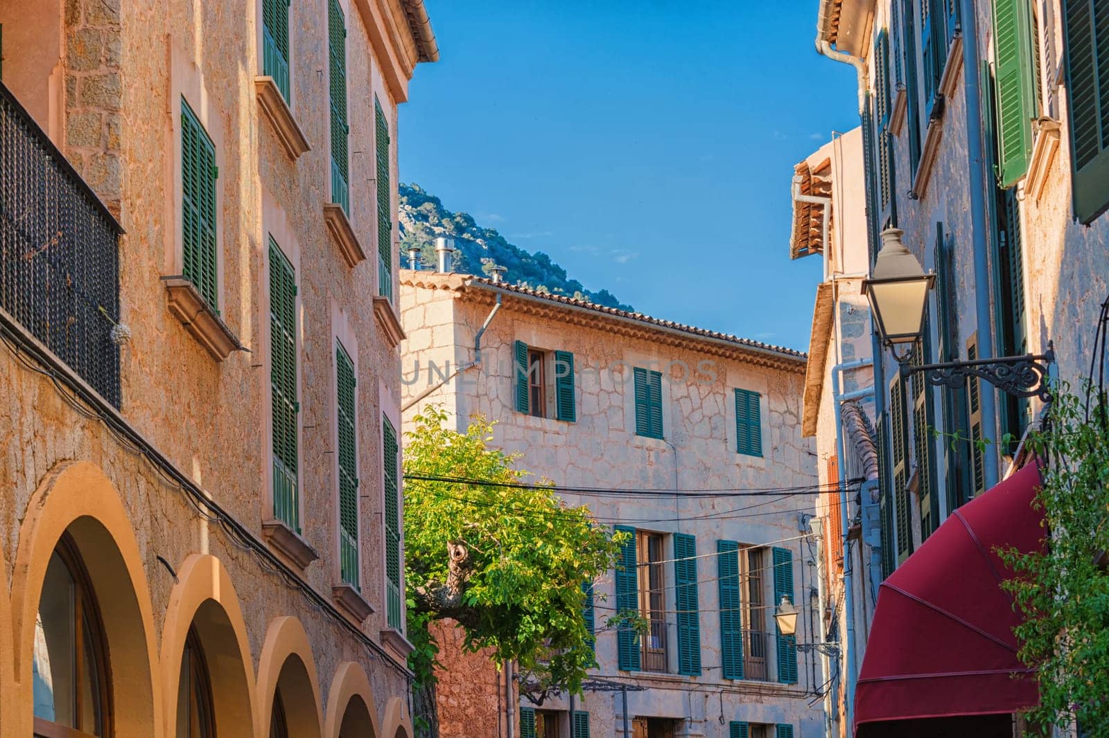 Atmosphere in the idyllic village of Valldemossa in Mallorca in Spain.
