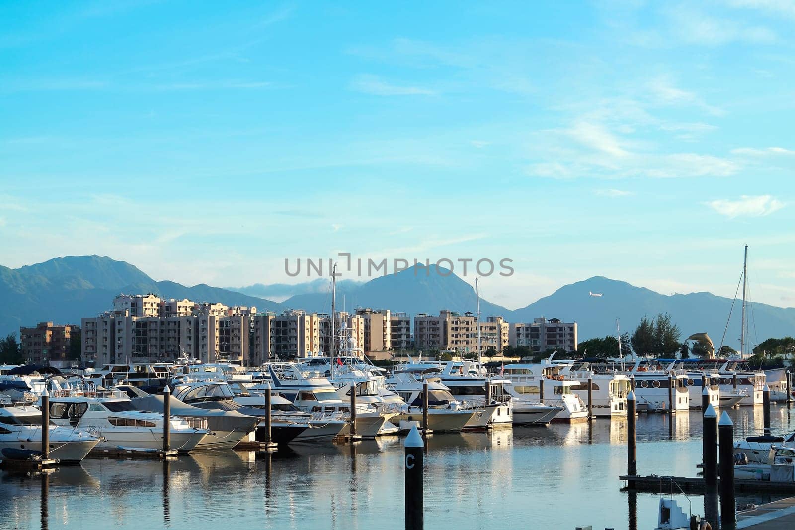 yachts in the golden coast