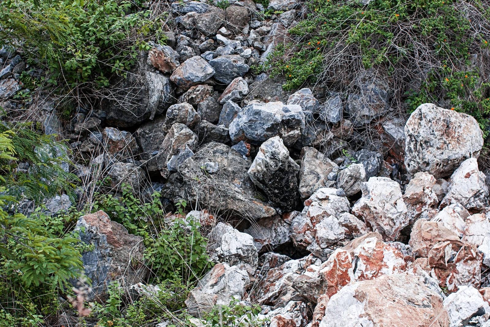 huge stone rocks blocks mountain