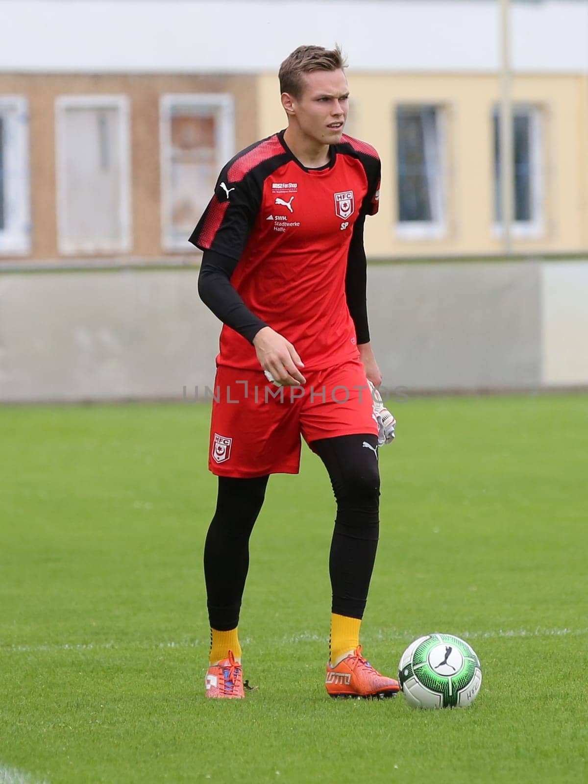 Goalkeeper Tom Müller (Hallescher FC) at the test match Hallescher FC against Berliner AK on 30.06.2017 in Dessau