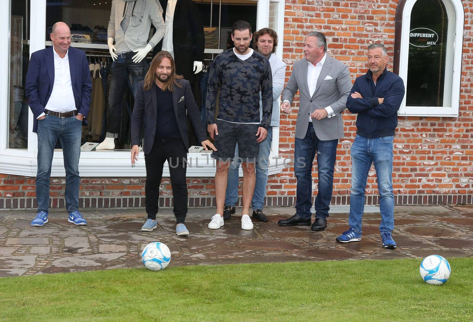 Christoph Metzelder ,Daniel Larsen,.Juvia Men Kollektionspraesentation by Different Fashion mit Charity Fussball  in Kampen auf Sylt