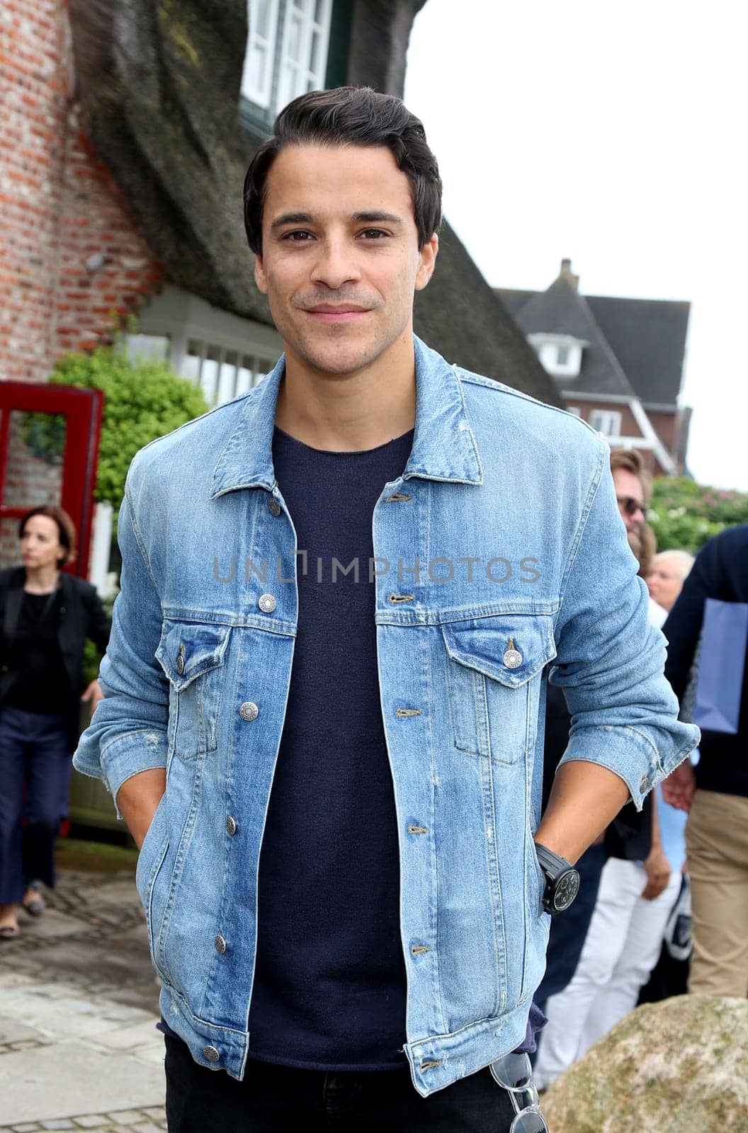 Kostja Ullmann, .Juvia Men Kollektionspraesentation by Different Fashion mit Charity Fussball  in Kampen auf Sylt