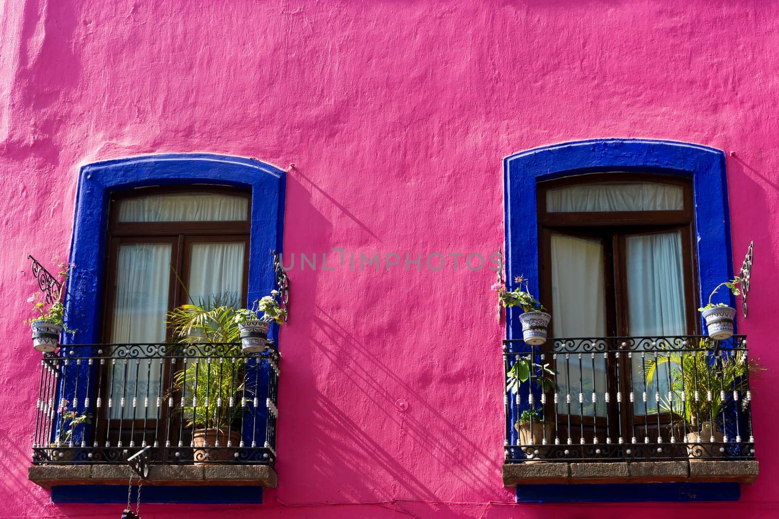 Colorful colonial facade in downtown Puebla, Mexico