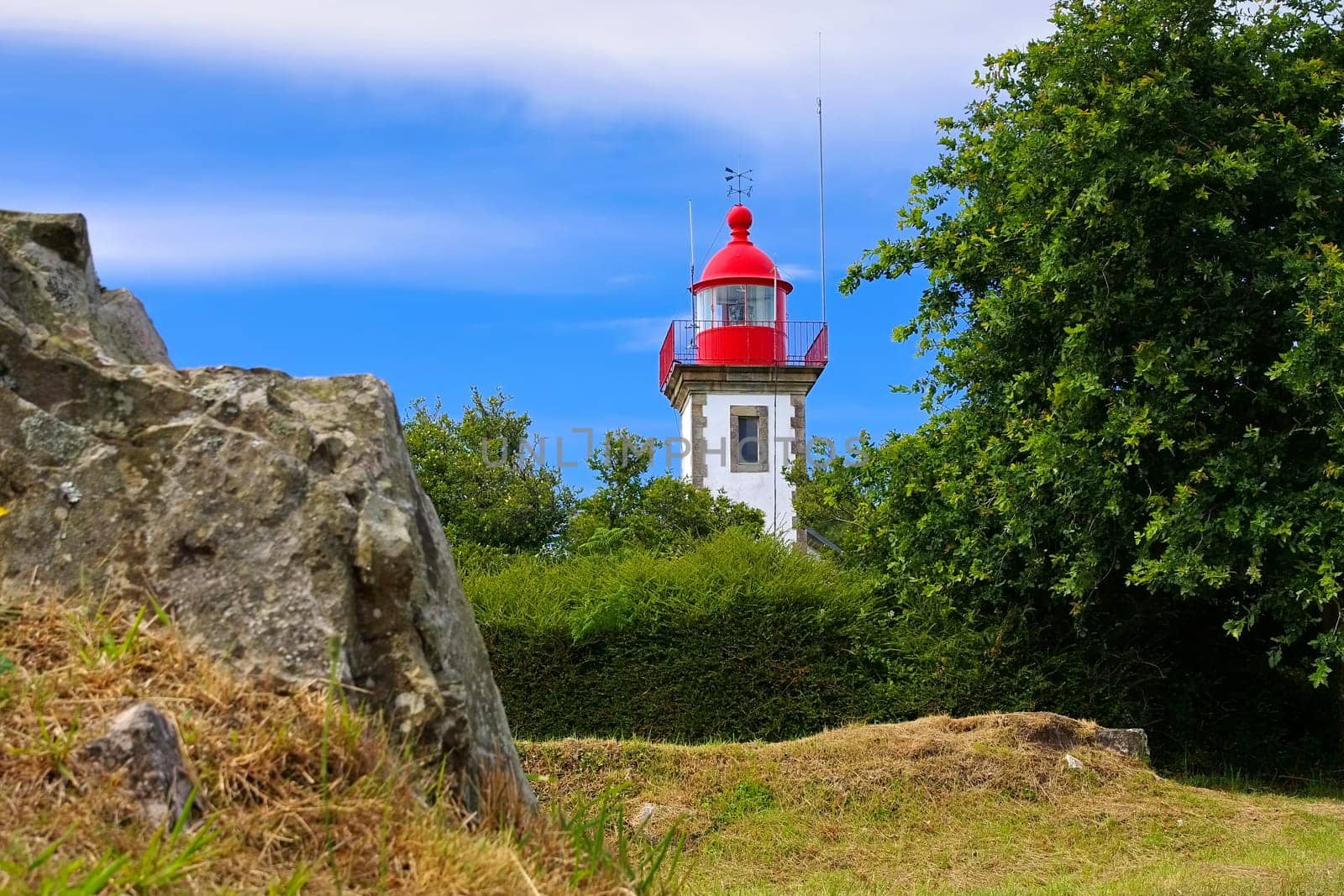 Phare de Morgat lighthouse in Brittany - Phare de Morgat lighthouse in Brittany,France