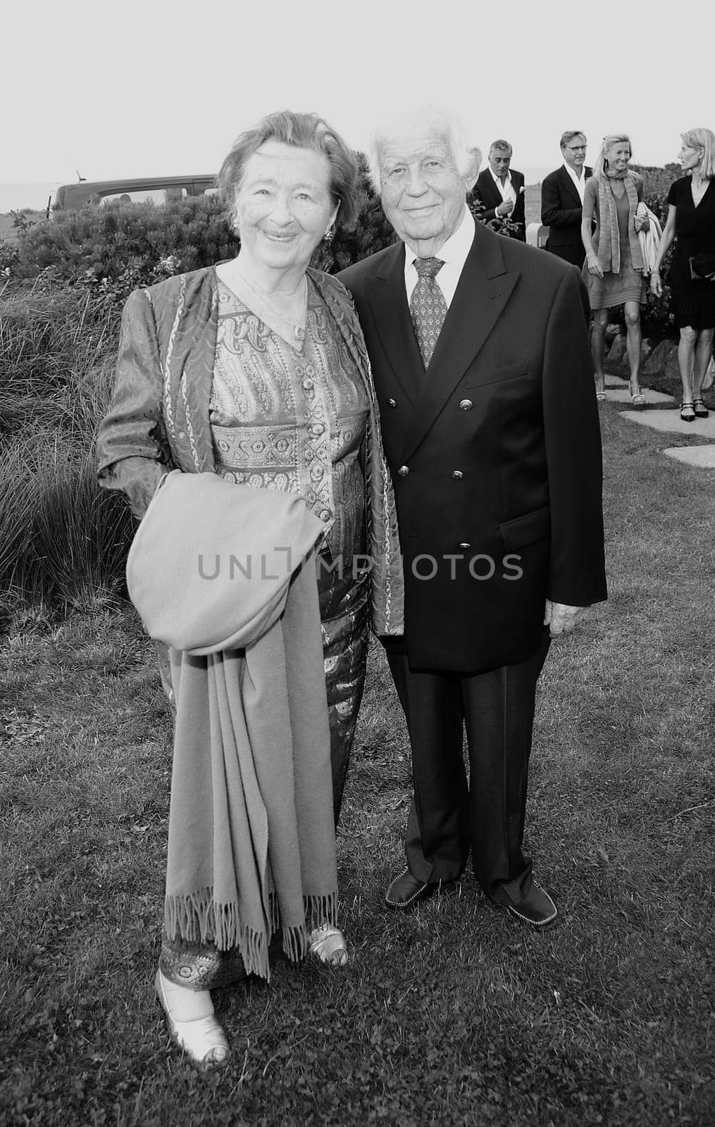 Prof. Kurt Biedenkopf and his wife Ingrid . Manfred Baumann invited to the yearly crab dinner in his house in Morsum - Sylt