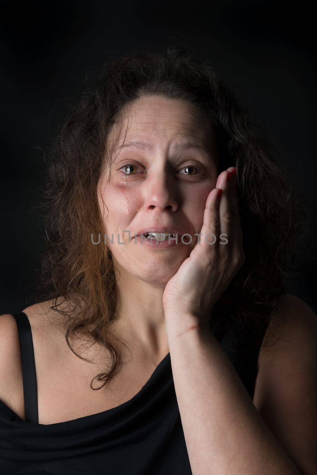 Abused woman victim of domestic violence