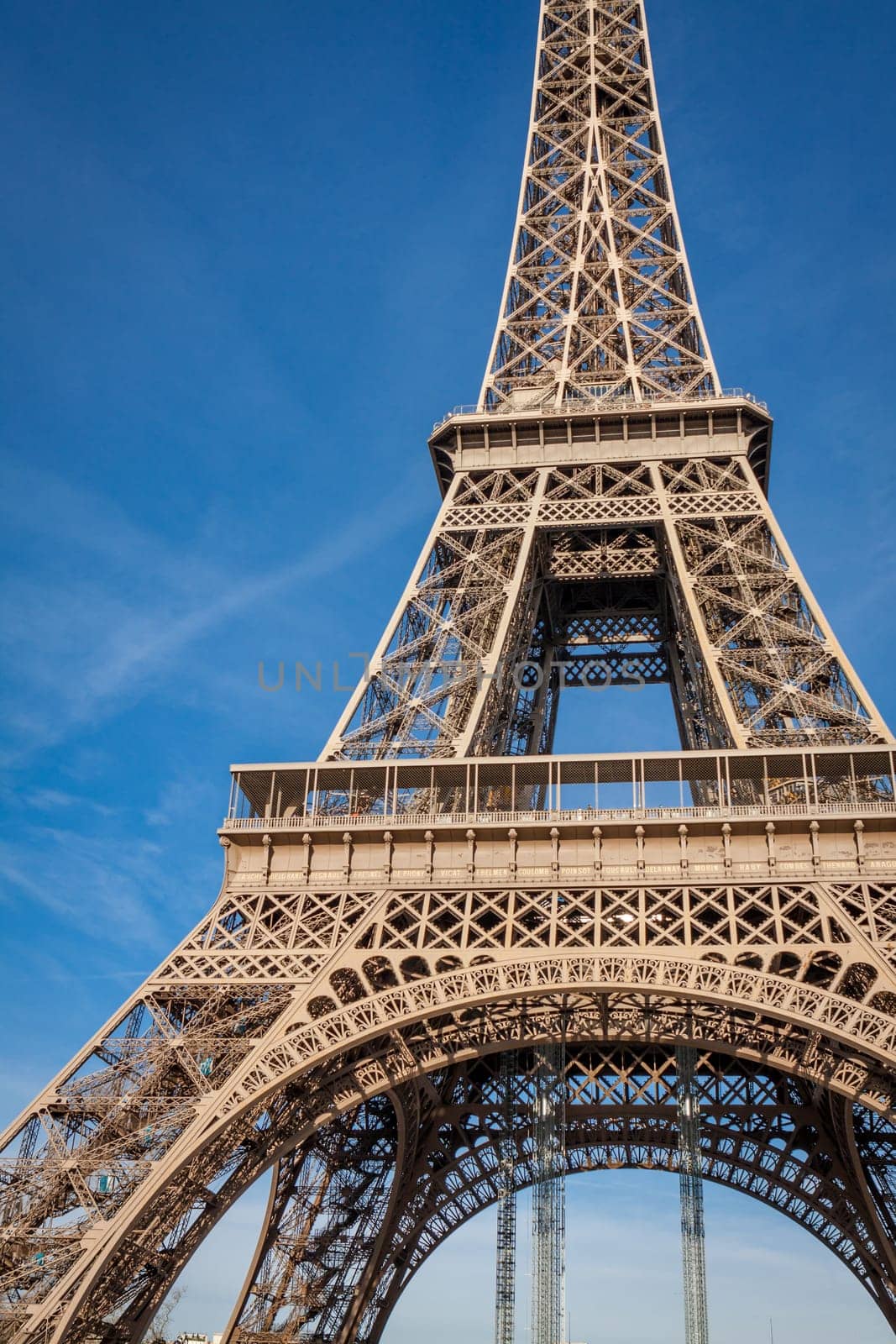 eiffeltower in paris landmark in front of blue sky in spring architecture view