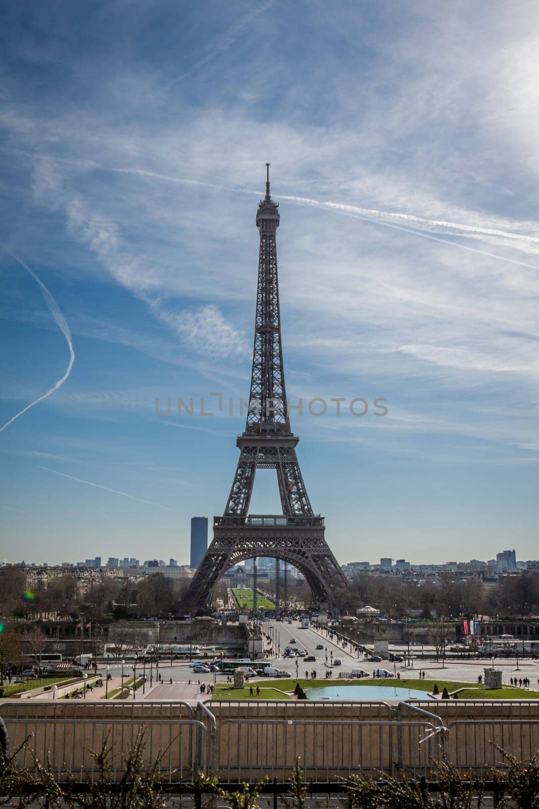 eiffeltower in paris landmark in front of blue sky in spring architecture view