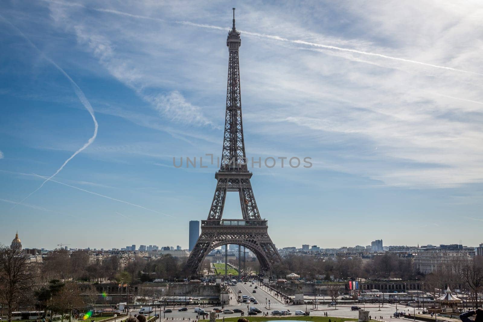 eiffeltower in paris landmark in front of blue sky in spring architecture view